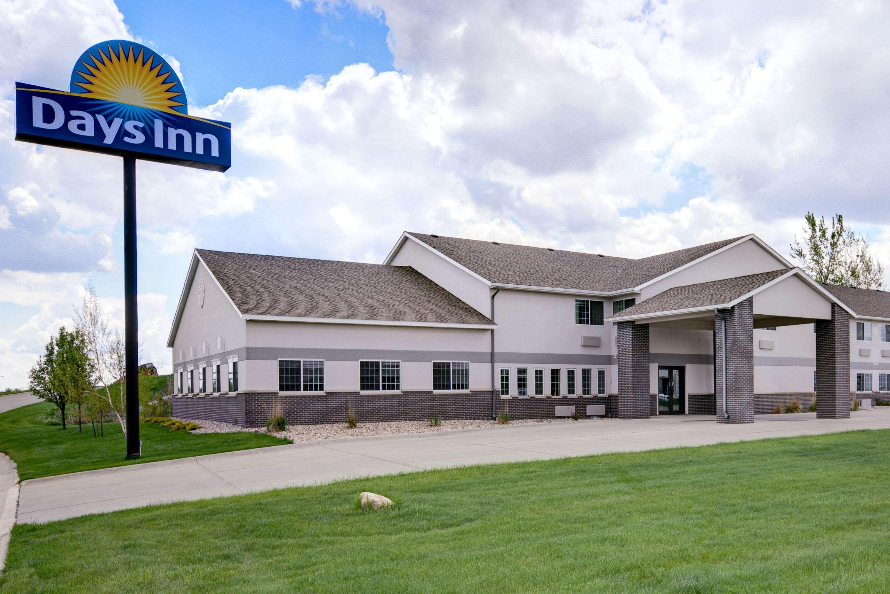 Days Inn By Wyndham Carroll Εξωτερικό φωτογραφία